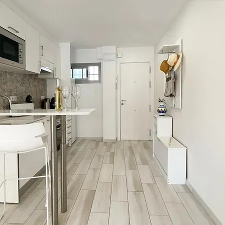 Apartamento Lima. A 50 Metros De La Playa Calpe